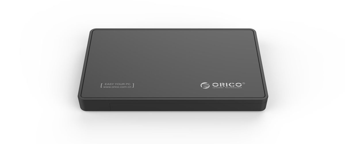Orico 2.5英寸Type-C移动硬盘盒，采用镀锌金属面板，烤漆工艺，打造金属诱惑质感。